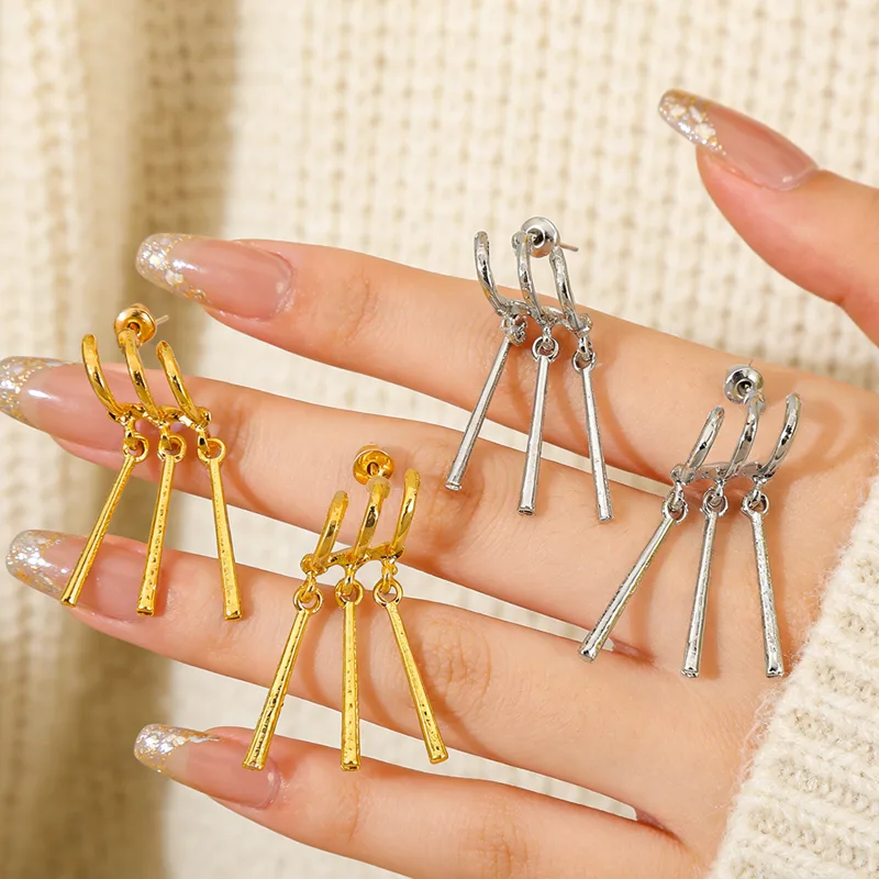 1pair One Piece Zoro Anime Cos - Men Accessories Earrings recension och pris