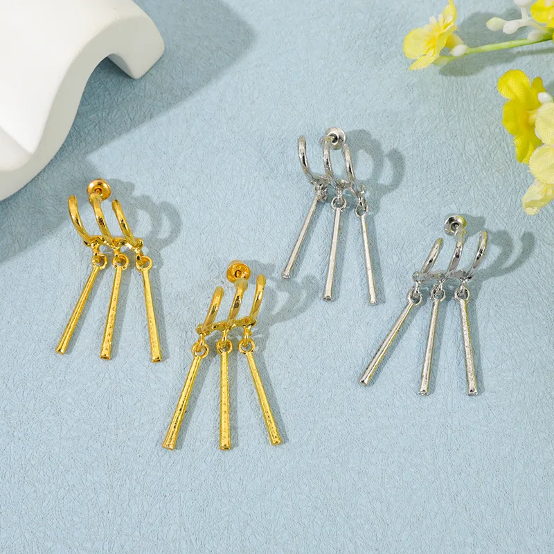 1pair One Piece Zoro Anime Cos - Men Accessories Earrings recension och pris