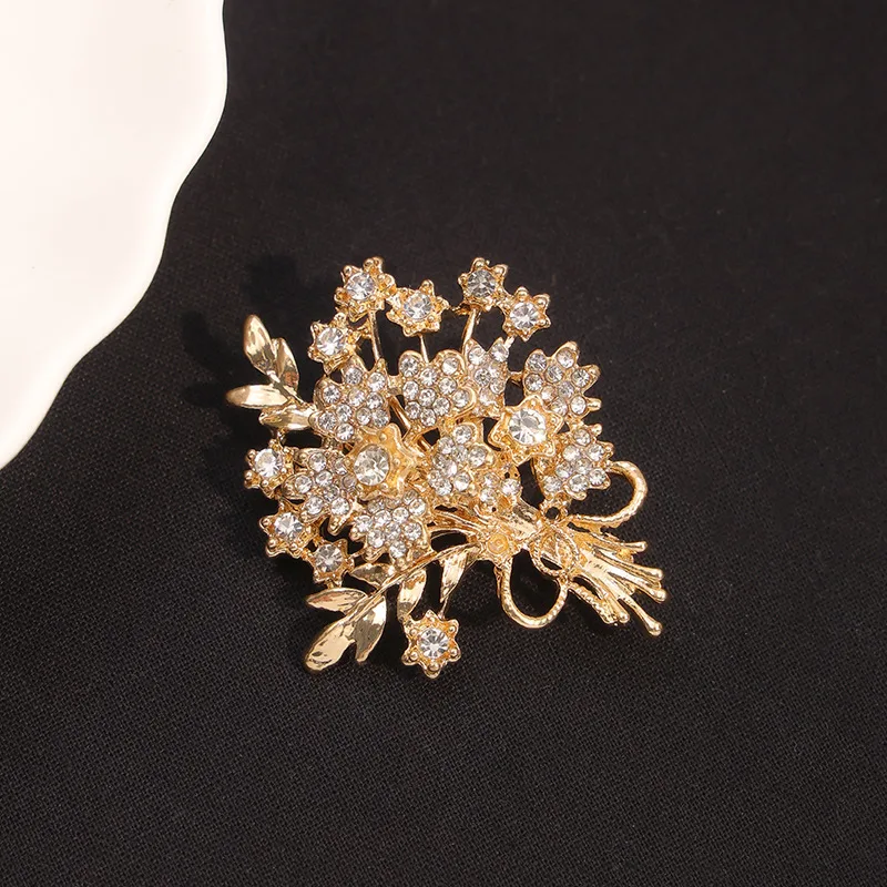 Luxury Brooches for Women Men  - Men Accessories Bouquet recension och pris