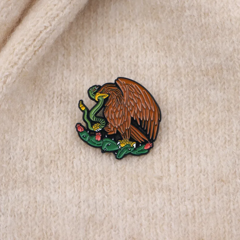 Mexican Eagle Enamel Pin Mexic - Men Accessories Brooch recension och pris