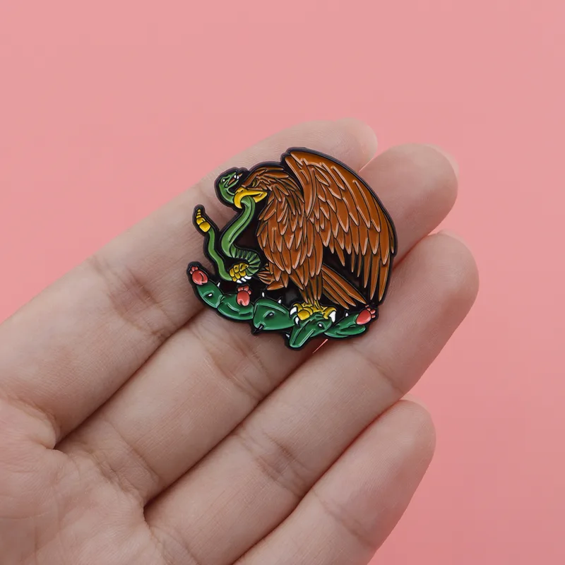 Mexican Eagle Enamel Pin Mexic - Men Accessories Brooch recension och pris
