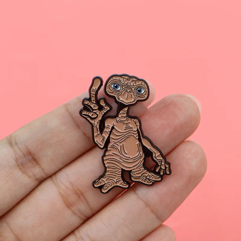 Vintage Funny Alien Enamel Car - Men Accessories Brooch recension och pris